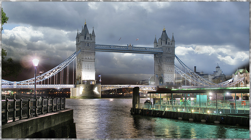 Tower-Bridge night & day