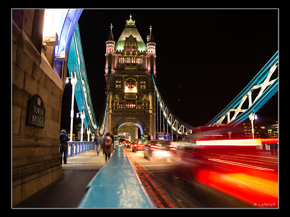 Tower Bridge traffic