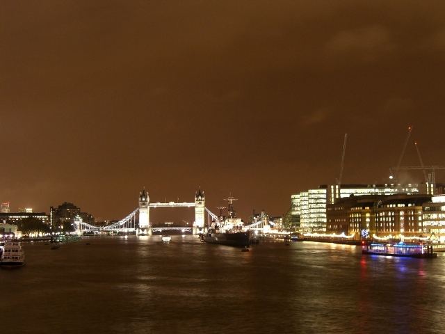 tower brigde at night