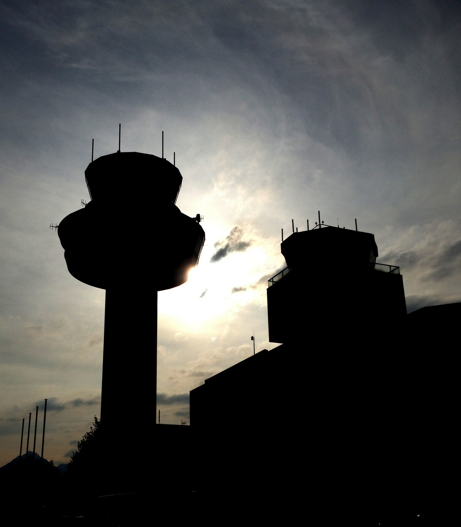 Tower im Schatten der Sonne