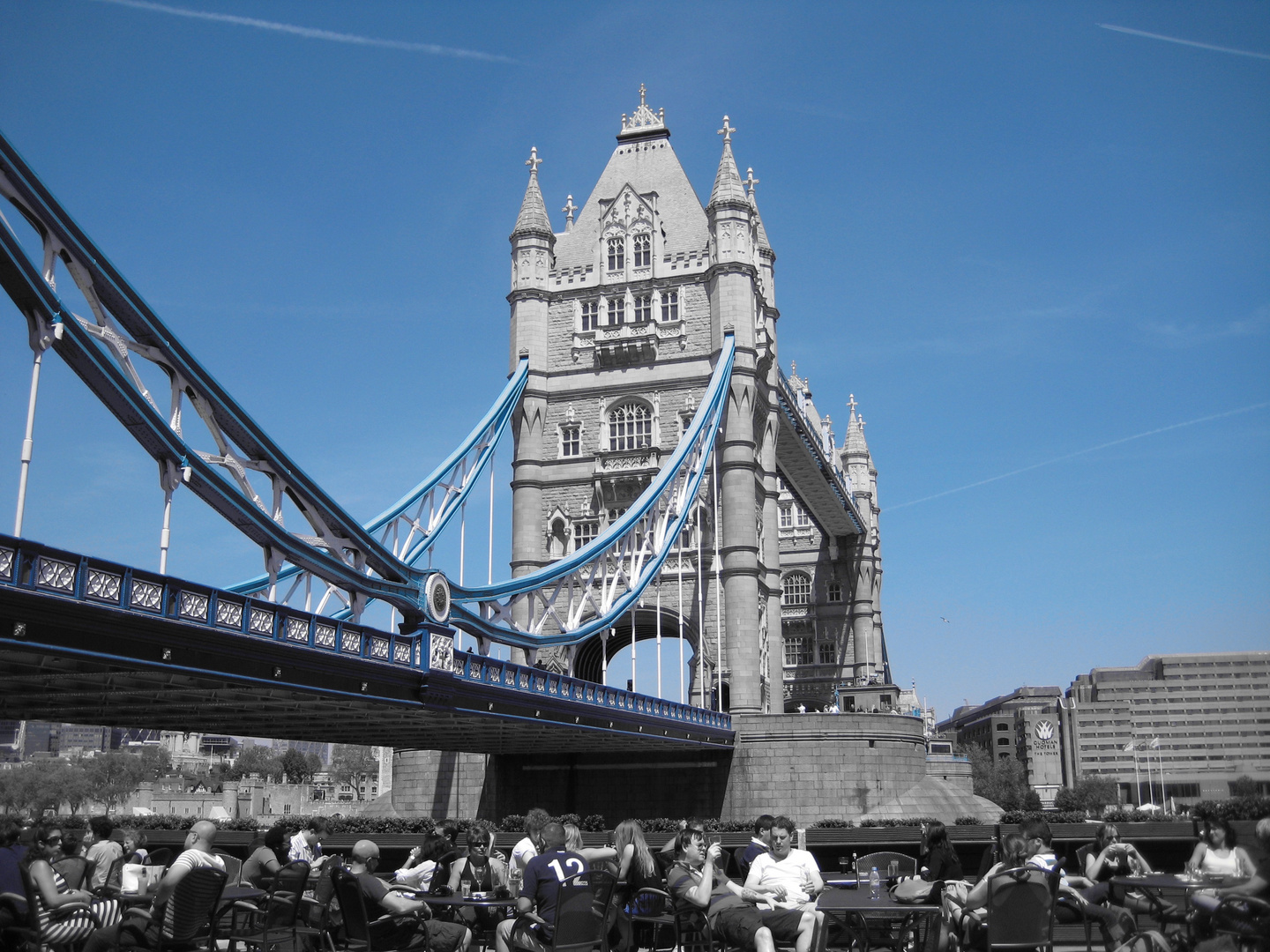 Towerbridge in blue