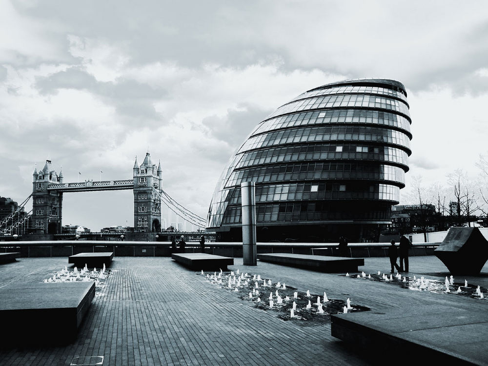 Towerbridge in Modern Times