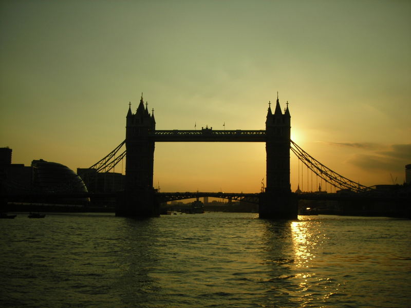 Towerbridge trotz Gegenlicht