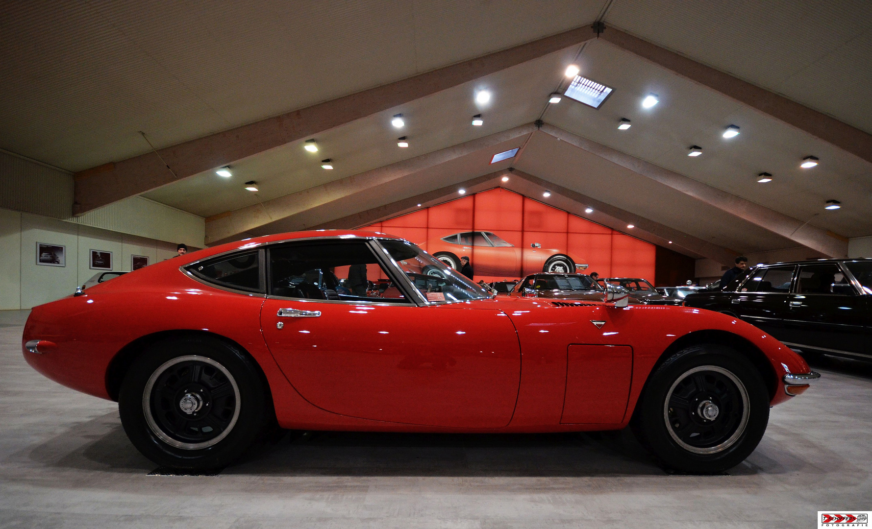 Toyota 2000 GT x 2