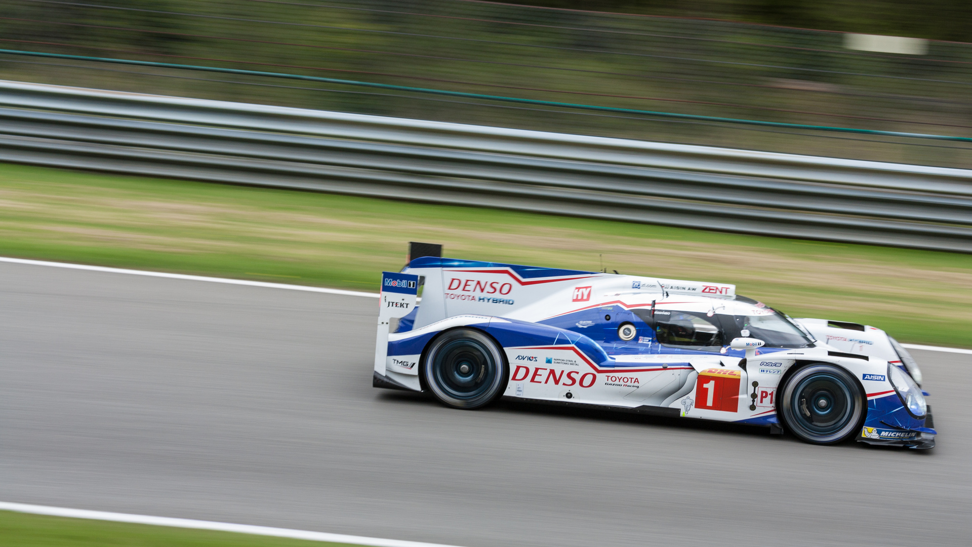 Toyota TS040 Hybrid