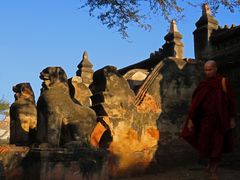 Tra le antiche mura,Bagan