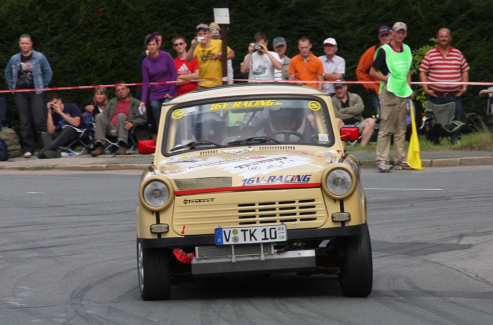 Trabant...