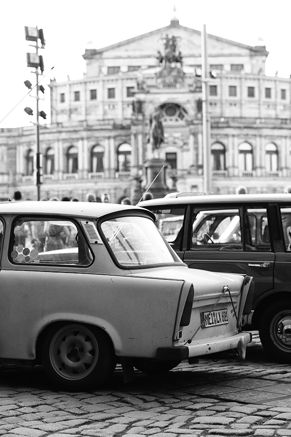 Trabant 601 vor der Semperoper