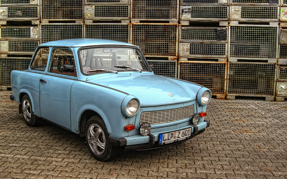 Trabant - das blaue Wunder 001