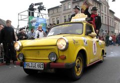 Trabbi-D-Rolf Becker auf dem Karneval in Köthen