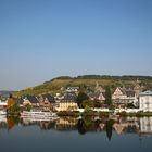 Traben, gespiegelt in der Mosel