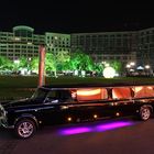 Trabi-XXL VVIP Trabant Stretchlimousine bei Nacht