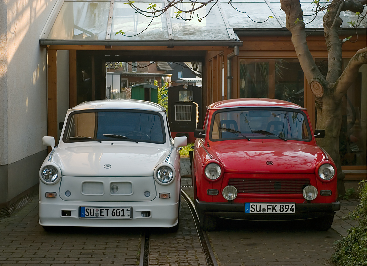 Trabis, Feldbahn und Setzmaschinen beim Maschinensetzer