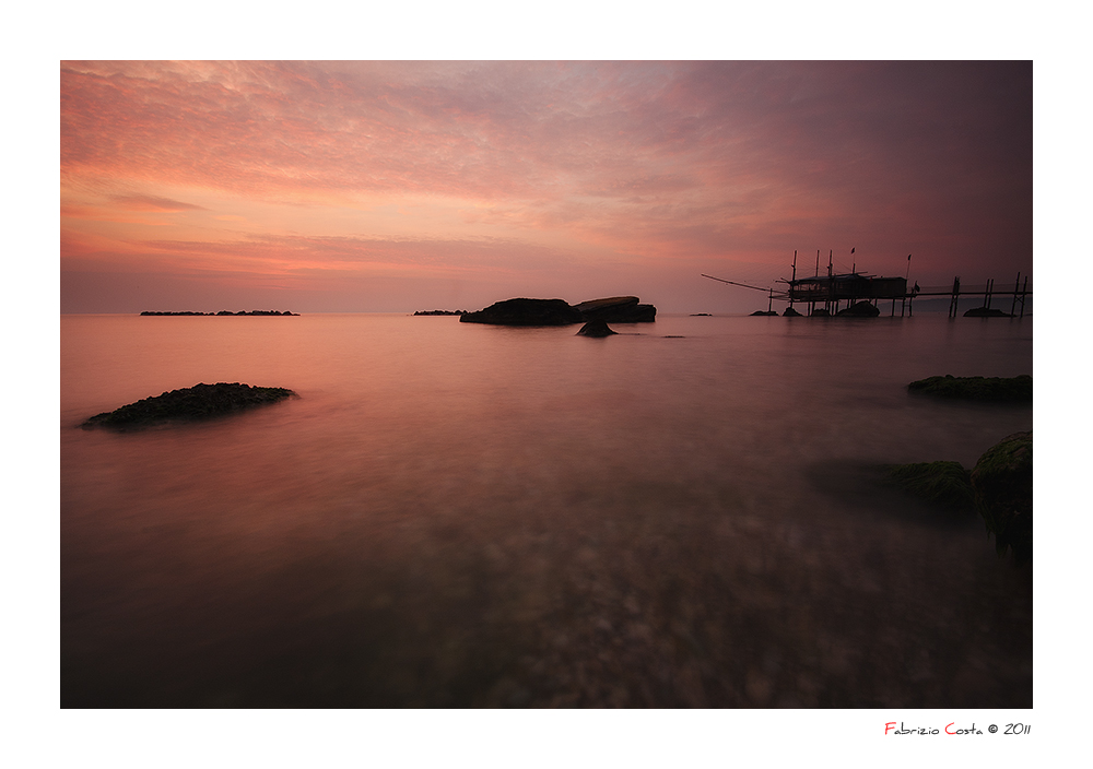 Trabocco, mare e cielo infuocati