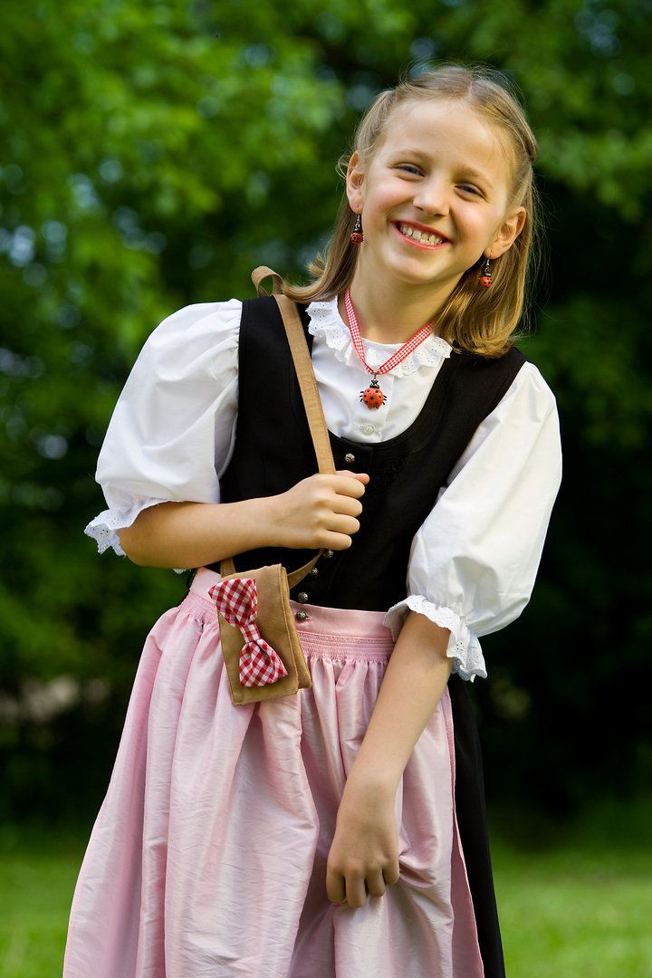 Tracht2