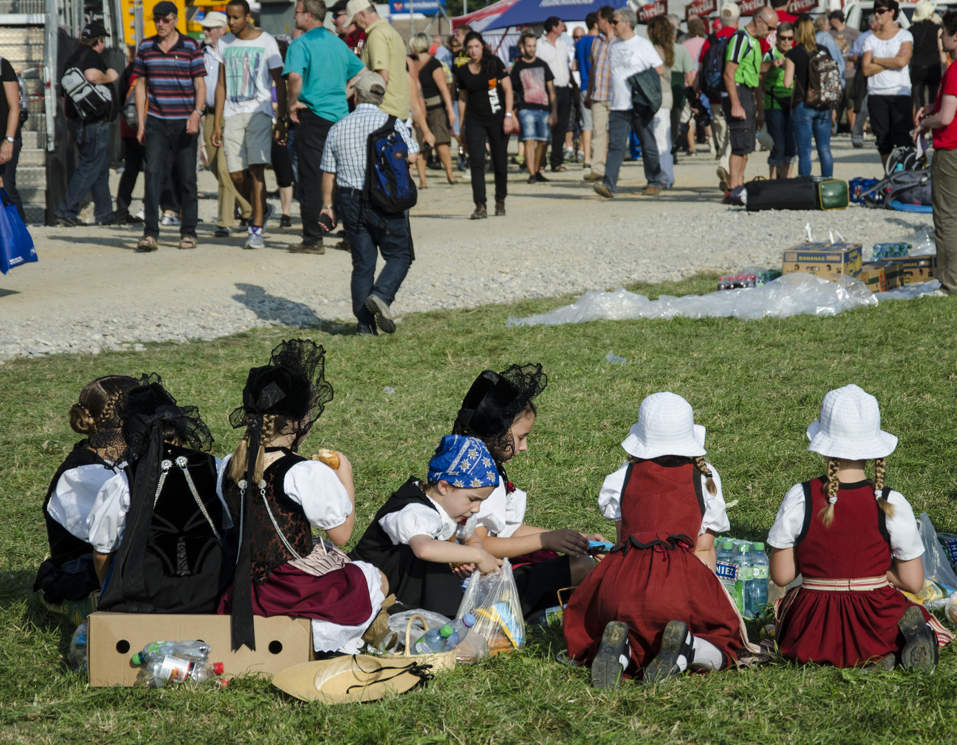 Trachtenmädchen am eidg. Schwingfest