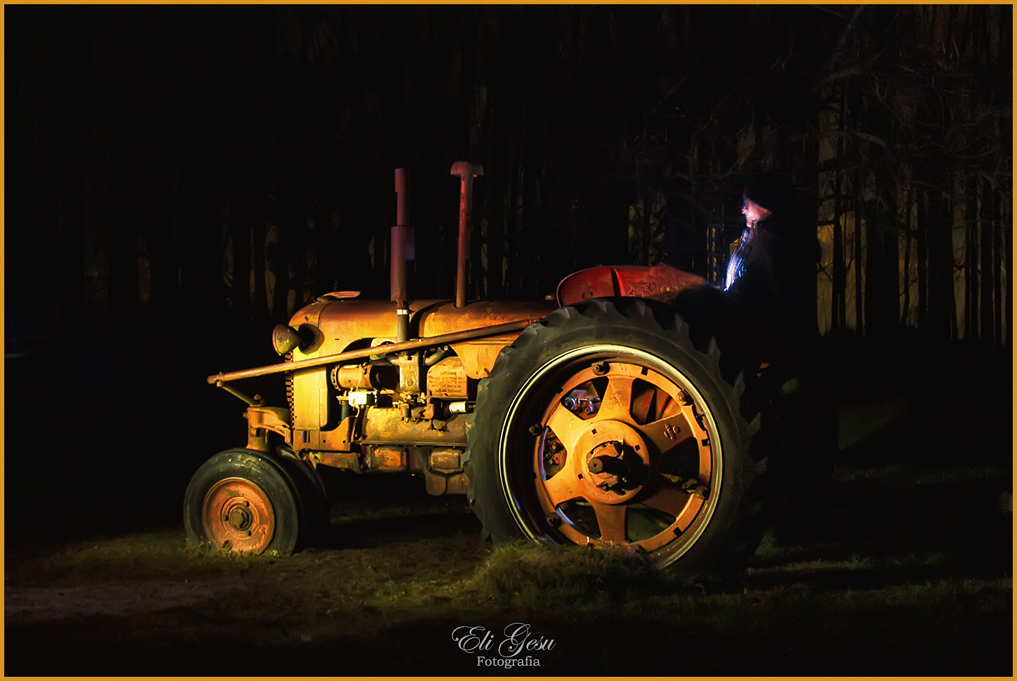 Tractor nocturno