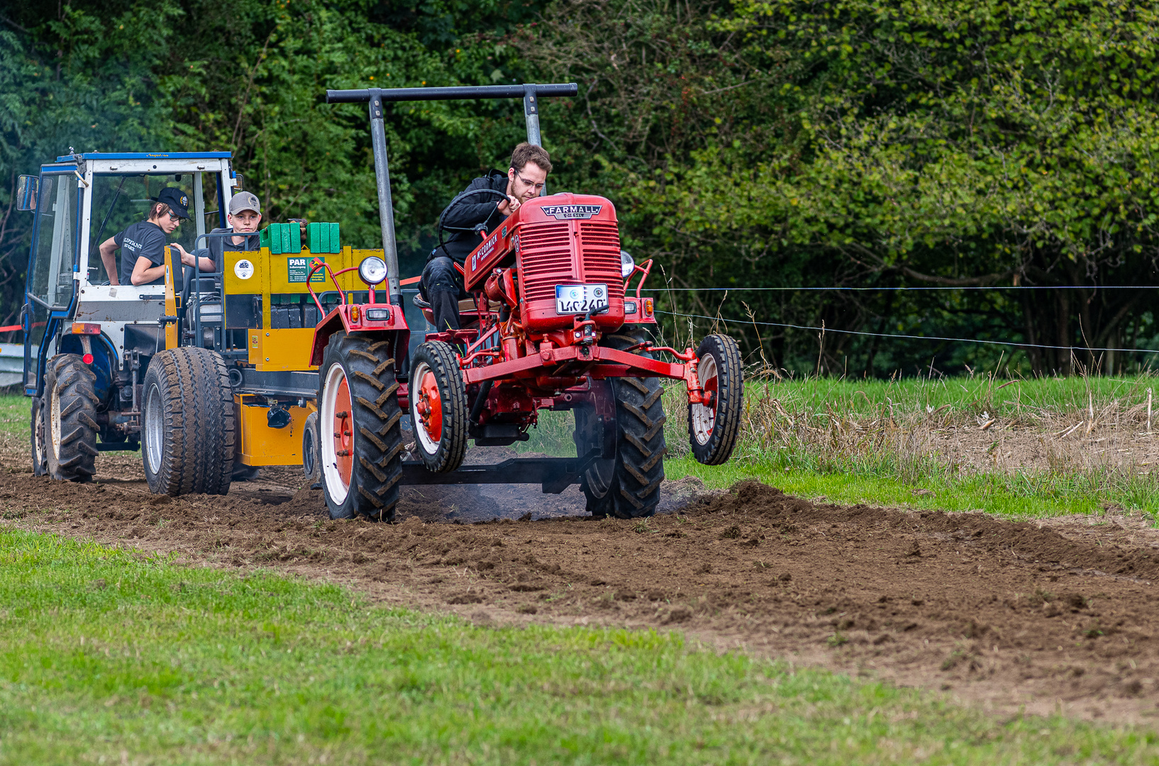 Tractor-Pulling