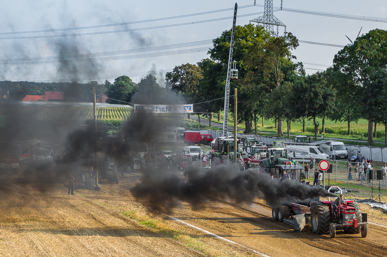 Tractor Pulling_01