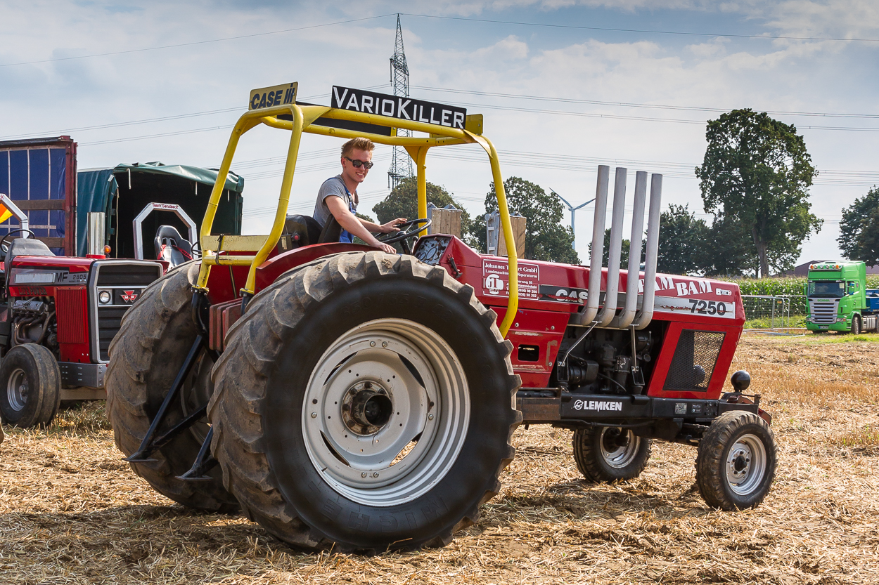 Tractor Pulling_04