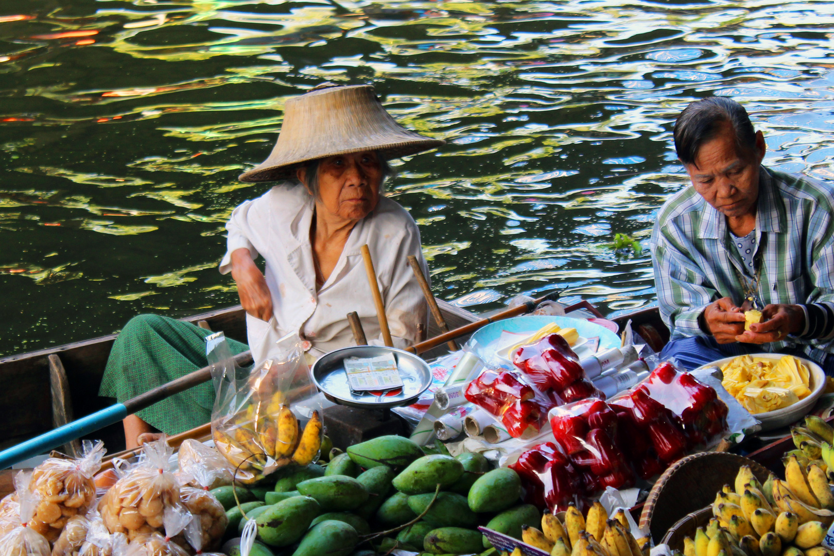 Trading at Floating Market