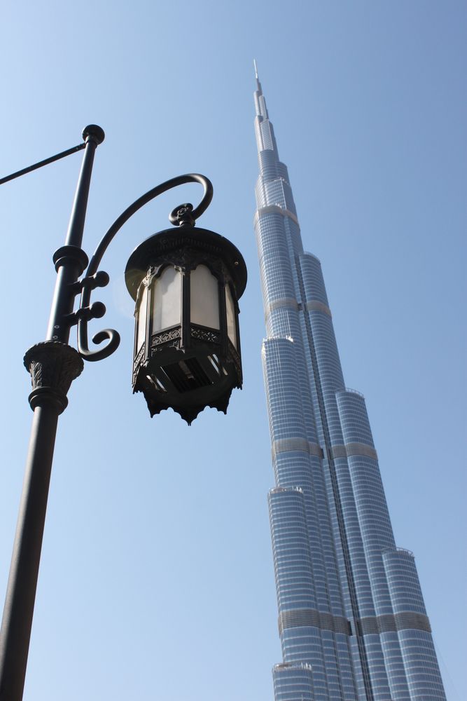 Tradition trifft Moderne - Dubai World by spleen81 