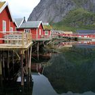 traditionelle Holzhäuser in Reine / Norwegen