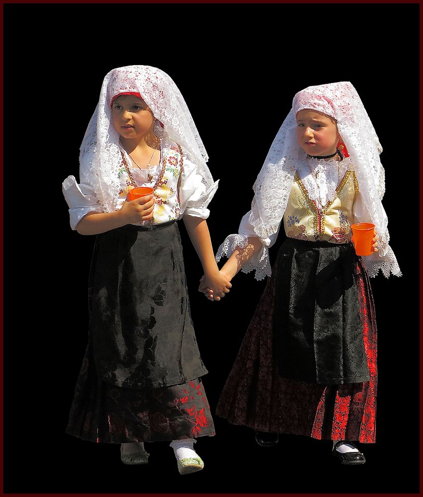 Traditionelle sardische Tracht … / Costumi tradizionali sardi … (1)