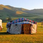 Traditionelle Yurte in der mongolischen Steppe