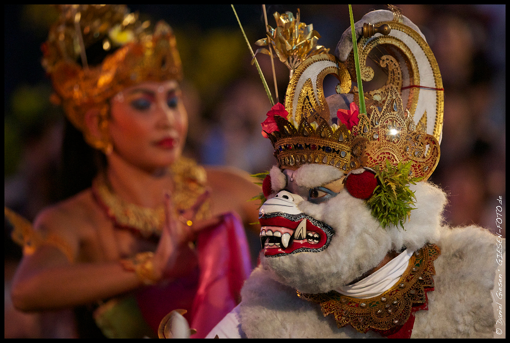 Traditioneller Kecak Tanz auf Bali, Indonesien 2012