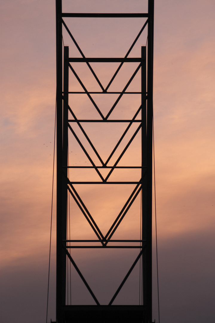 Träger der Aussichtsbrücke am Blausteinsee