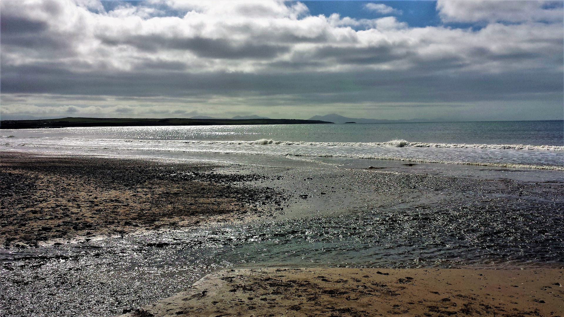 Traeth Llydan