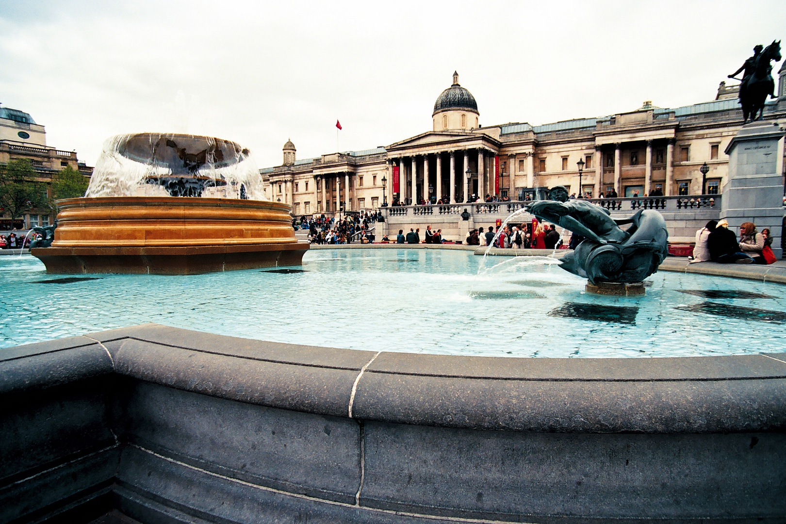 [Trafalgar Square 1]