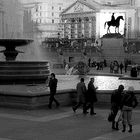 Trafalgar square and King George IV statue