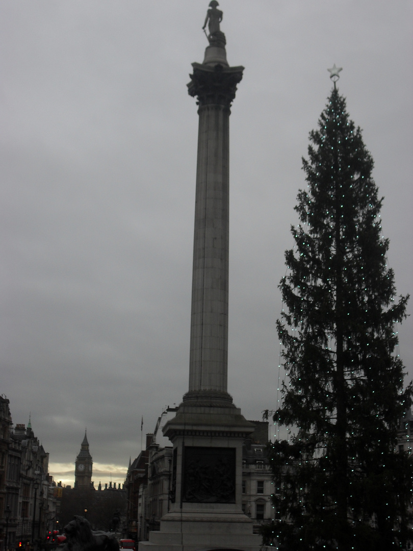 Trafalgar Square, Arbre de Noël et Big Ben