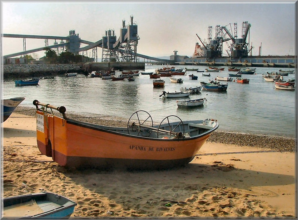 Trafaria...bourg de pêche en face a Lisbonne.