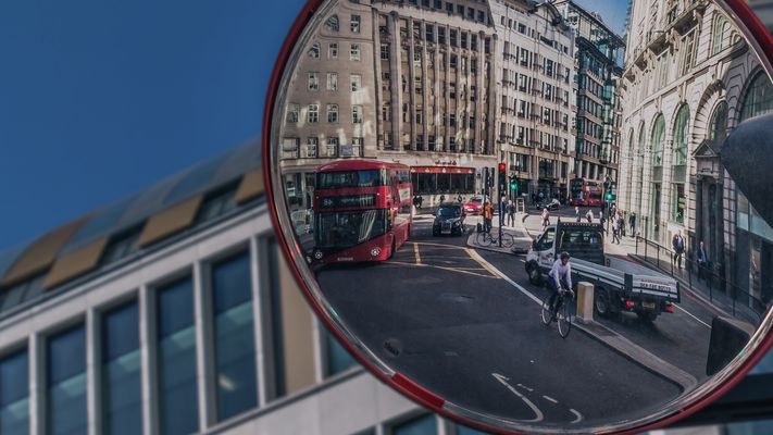traffic mirror