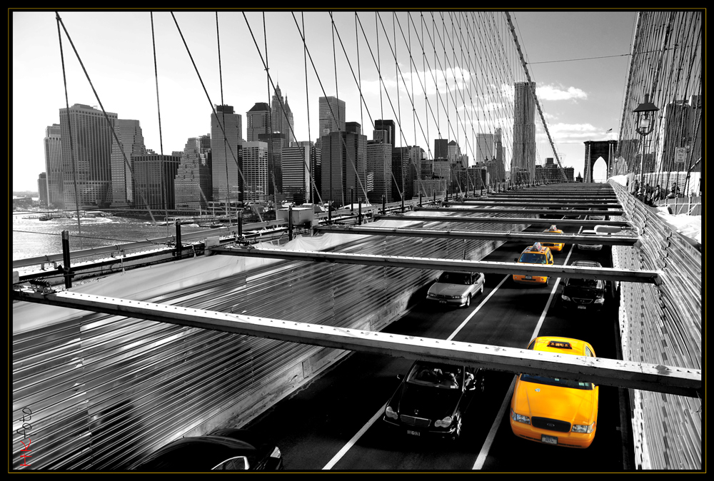 Traffic on Brooklyn Bridge