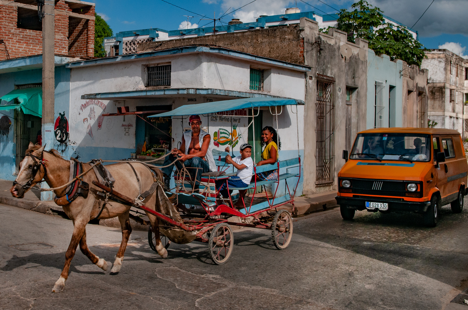 Traffic scene in Camagüey