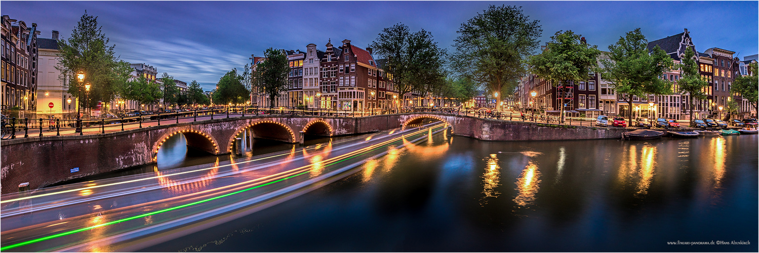 Traffic@Keizersgracht Amsterdam 