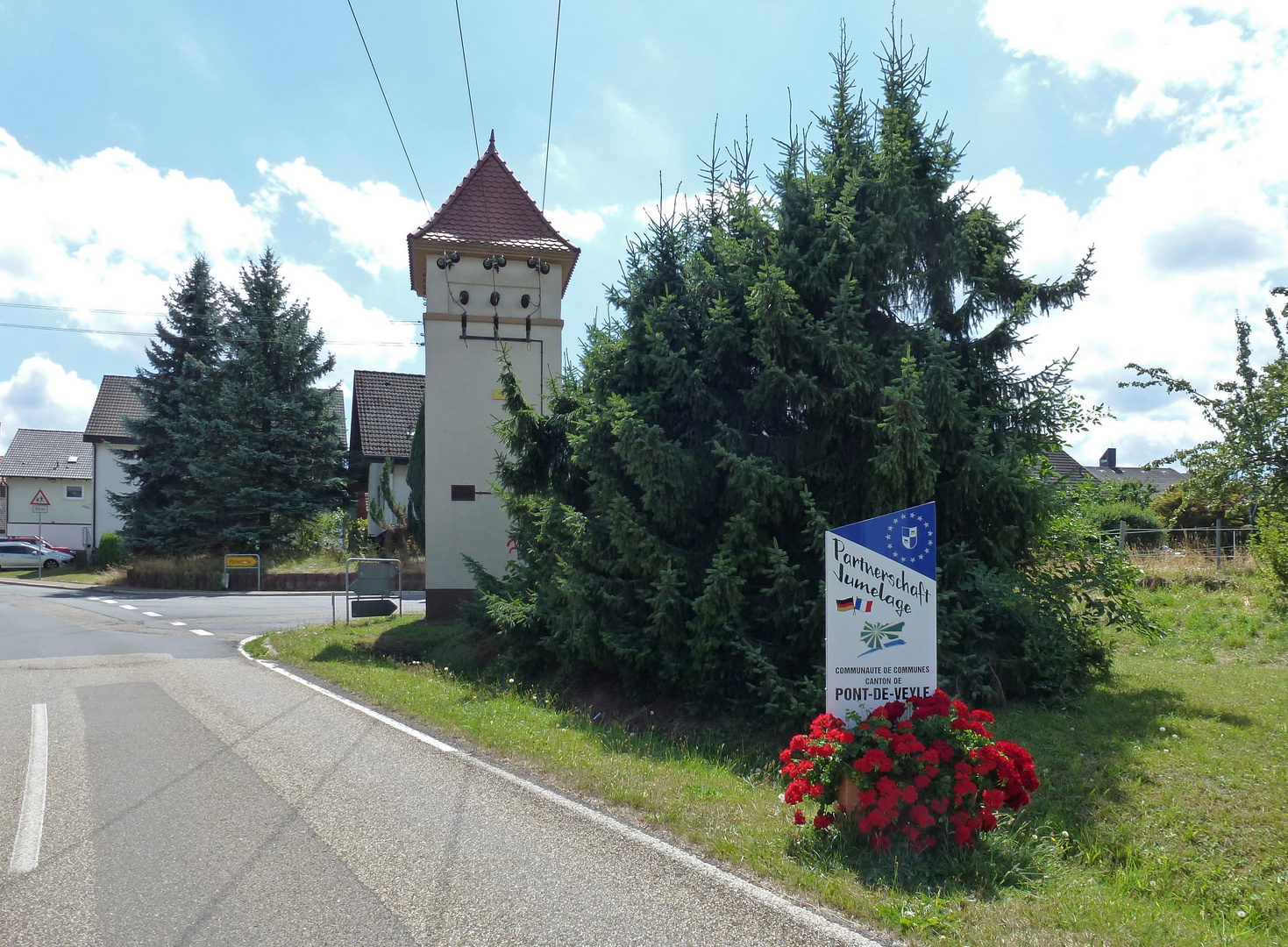 Trafostation - Botschafter und Garant für Lebensqualität in Langenalb