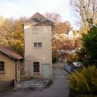 Trafostation im herbstlicher Umgebung, denkmalgeschützt, Baden-Württemberg, Ebhausen, Mühlweg 13