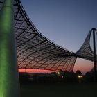 Tragpfeiler des Glasdaches am Olympiastadion