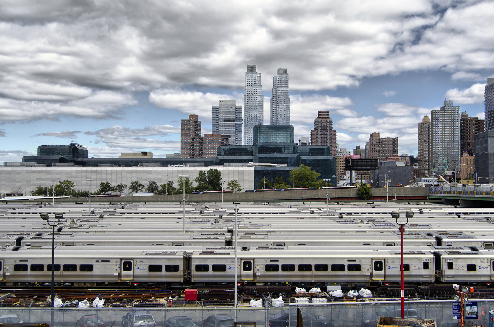 ... train depot ...