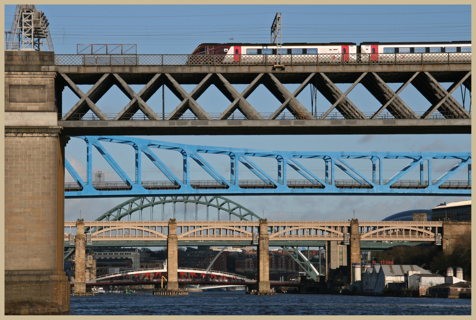 train entering newcastle on the King Edward VII Bridge A2