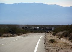 Train in der Mojave-Wüste