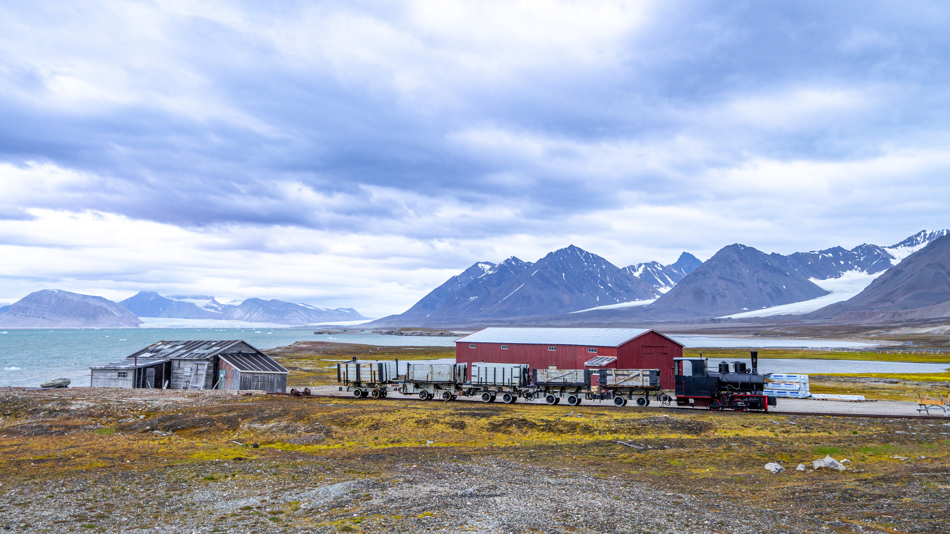 Train in Ny Ålesund, Svalbard (Spitsbergen)