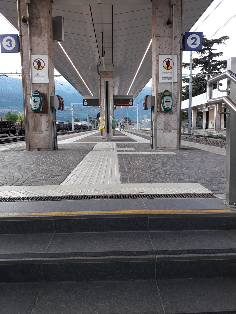 Train station Rovereto Stage