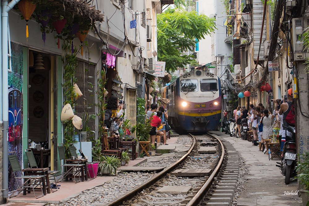 Train Street Hanoi III Foto & Bild asia, vietnam, southeast asia