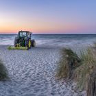 Traktor am Strand